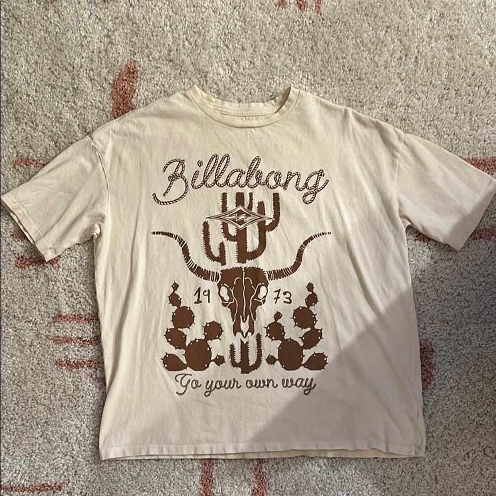 Billabong Western T-Shirt. Size S. Oversized fit.